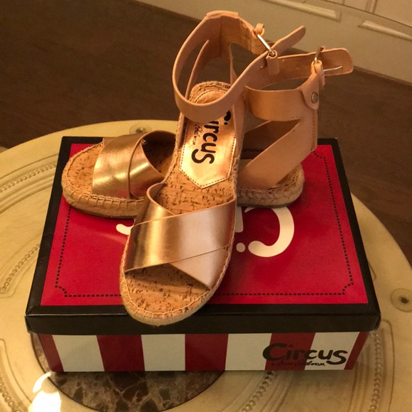Circus by Sam Edelman Shoes - Circus by Sam Edelman Sz 6 Amber/Gold Cork Sandal